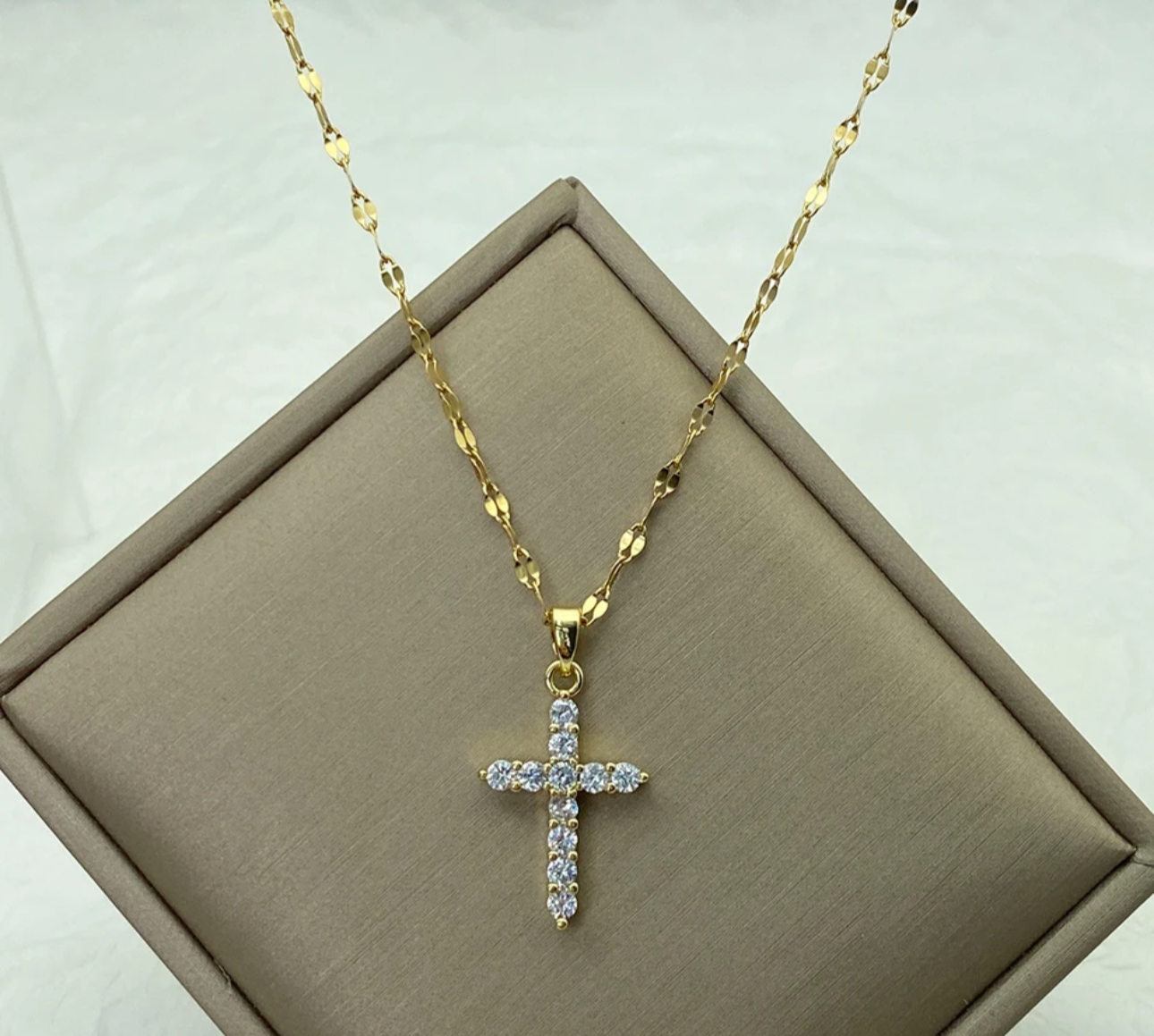 Crisscross Necklace