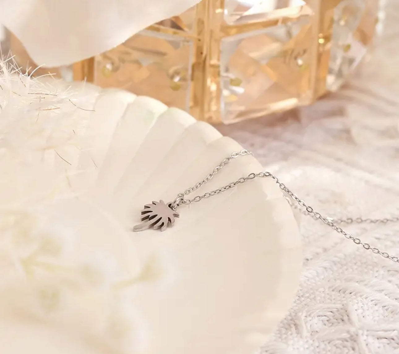 Mini Palm Necklace